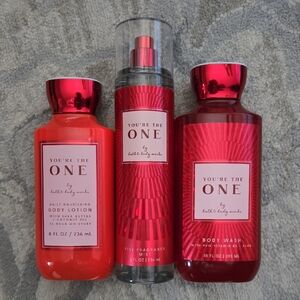 Bath & Body Works You're the One Moisturizer & Body Oil Set - Vibrant Red